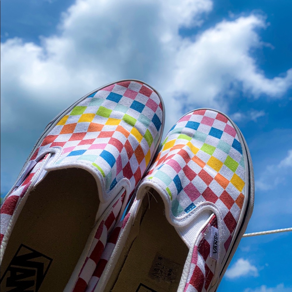 RAINBOW CHECKERED SLIP ON VANS